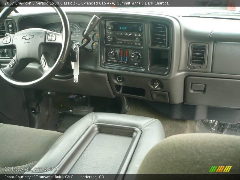 Summit White / Dark Charcoal 2007 Chevrolet Silverado 1500 Classic Z71 Extended Cab 4x4