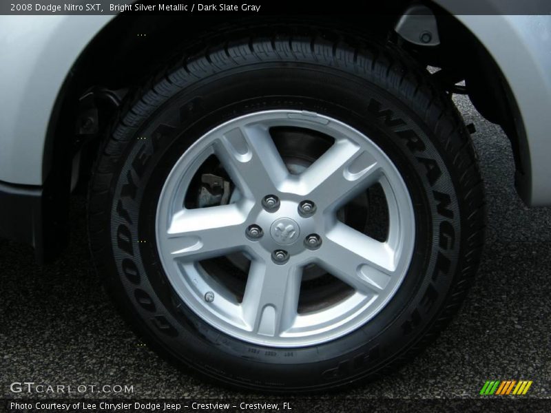 Bright Silver Metallic / Dark Slate Gray 2008 Dodge Nitro SXT