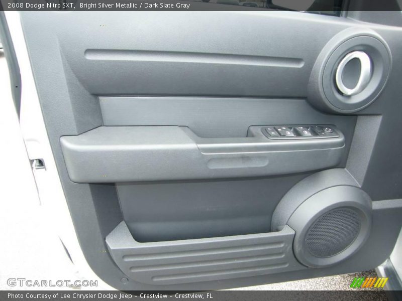Bright Silver Metallic / Dark Slate Gray 2008 Dodge Nitro SXT