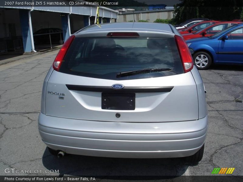 CD Silver Metallic / Charcoal 2007 Ford Focus ZX5 S Hatchback