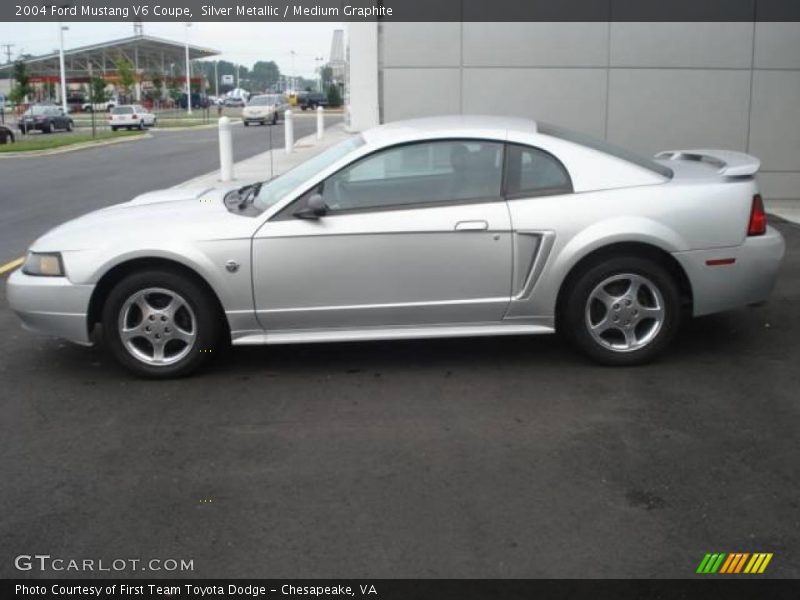 Silver Metallic / Medium Graphite 2004 Ford Mustang V6 Coupe