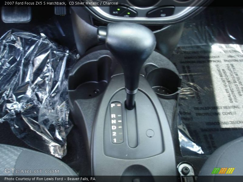 CD Silver Metallic / Charcoal 2007 Ford Focus ZX5 S Hatchback
