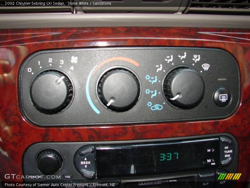 Stone White / Sandstone 2002 Chrysler Sebring LXi Sedan