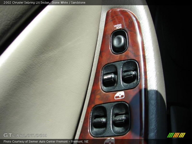 Stone White / Sandstone 2002 Chrysler Sebring LXi Sedan