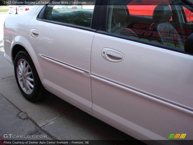 Stone White / Sandstone 2002 Chrysler Sebring LXi Sedan