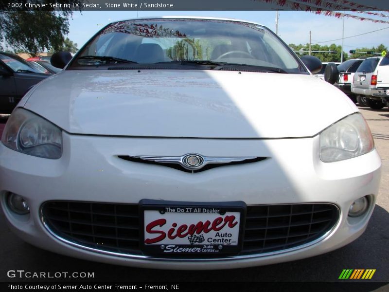 Stone White / Sandstone 2002 Chrysler Sebring LXi Sedan