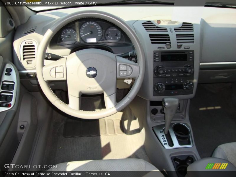 White / Gray 2005 Chevrolet Malibu Maxx LT Wagon