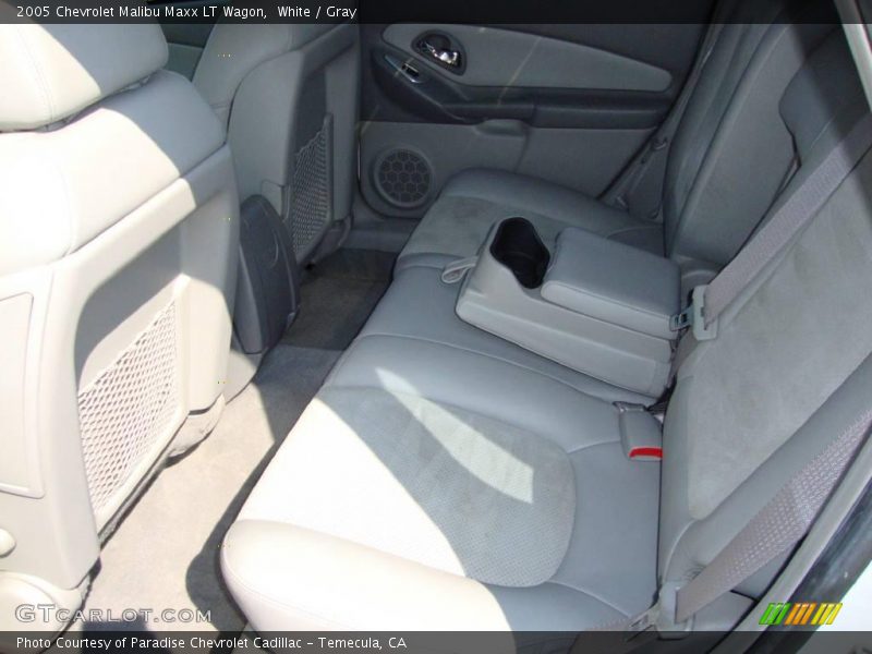 White / Gray 2005 Chevrolet Malibu Maxx LT Wagon