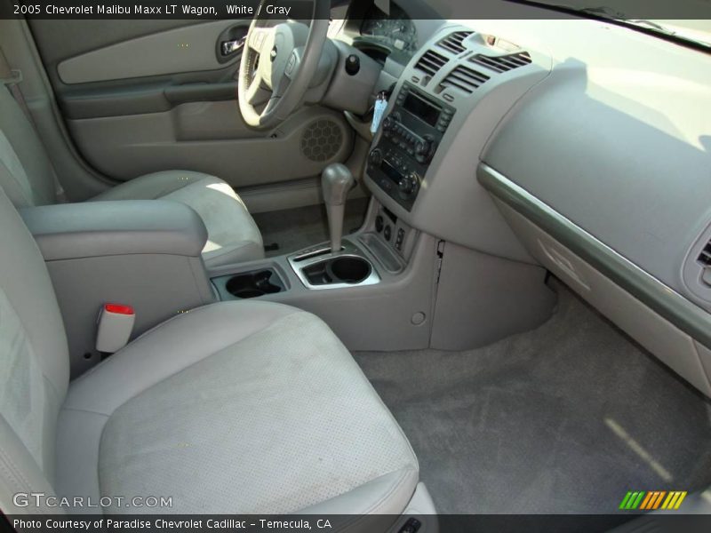 White / Gray 2005 Chevrolet Malibu Maxx LT Wagon