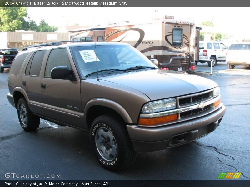 Sandalwood Metallic / Medium Gray 2004 Chevrolet Blazer LS 4x4