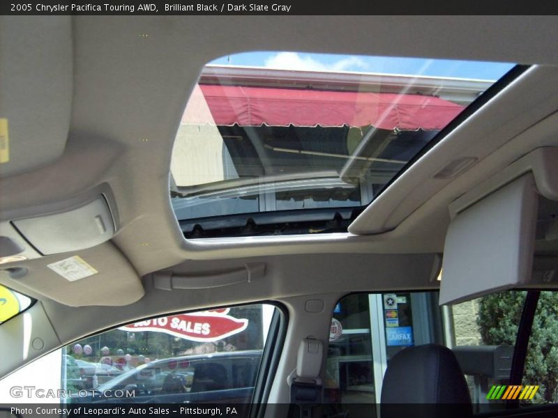 Brilliant Black / Dark Slate Gray 2005 Chrysler Pacifica Touring AWD
