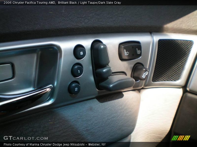 Brilliant Black / Light Taupe/Dark Slate Gray 2006 Chrysler Pacifica Touring AWD