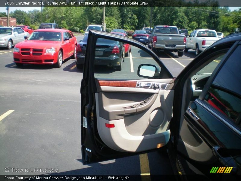 Brilliant Black / Light Taupe/Dark Slate Gray 2006 Chrysler Pacifica Touring AWD