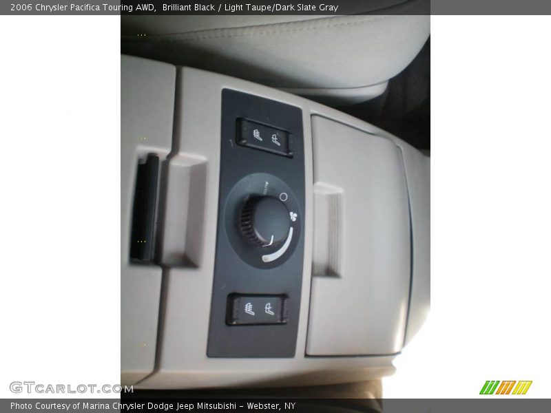 Brilliant Black / Light Taupe/Dark Slate Gray 2006 Chrysler Pacifica Touring AWD