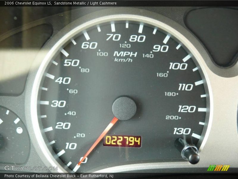 Sandstone Metallic / Light Cashmere 2006 Chevrolet Equinox LS