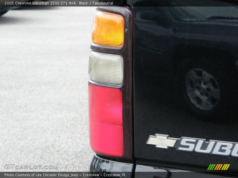 Black / Tan/Neutral 2005 Chevrolet Suburban 1500 Z71 4x4