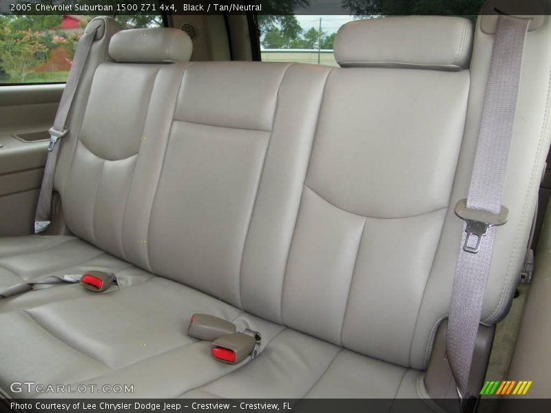 Black / Tan/Neutral 2005 Chevrolet Suburban 1500 Z71 4x4