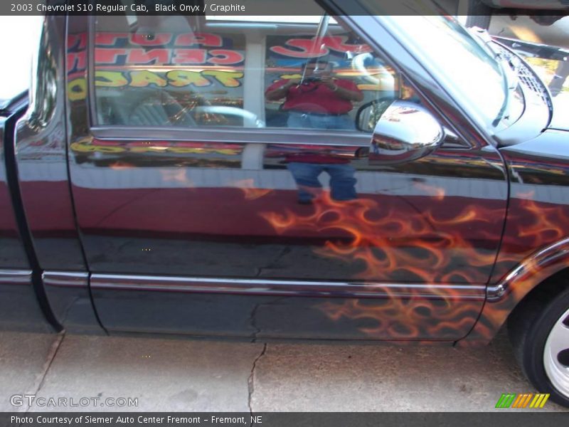 Black Onyx / Graphite 2003 Chevrolet S10 Regular Cab