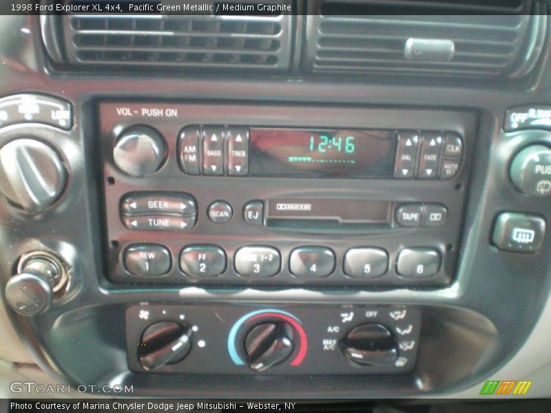 Pacific Green Metallic / Medium Graphite 1998 Ford Explorer XL 4x4
