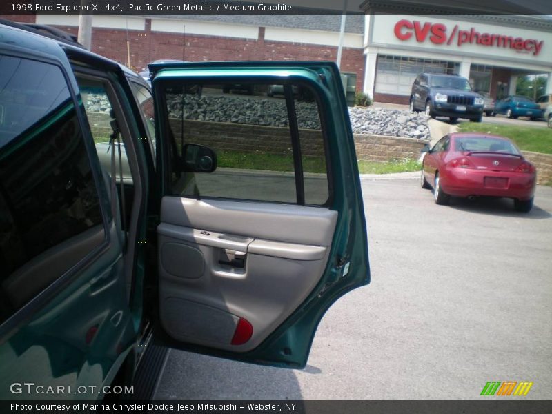 Pacific Green Metallic / Medium Graphite 1998 Ford Explorer XL 4x4
