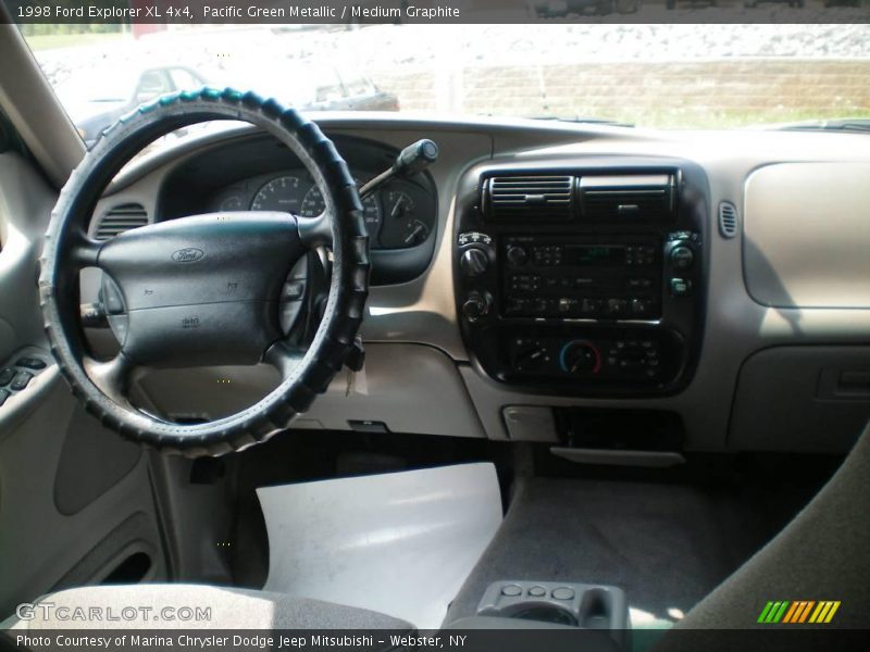 Pacific Green Metallic / Medium Graphite 1998 Ford Explorer XL 4x4