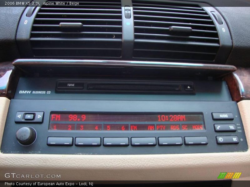 Alpine White / Beige 2006 BMW X5 3.0i