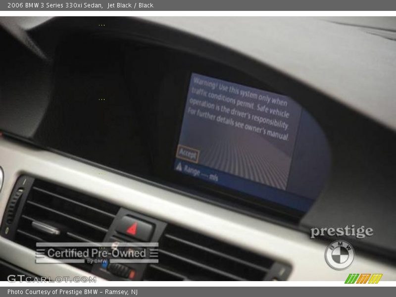 Jet Black / Black 2006 BMW 3 Series 330xi Sedan
