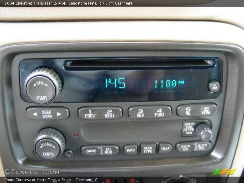 Sandstone Metallic / Light Cashmere 2004 Chevrolet TrailBlazer LS 4x4