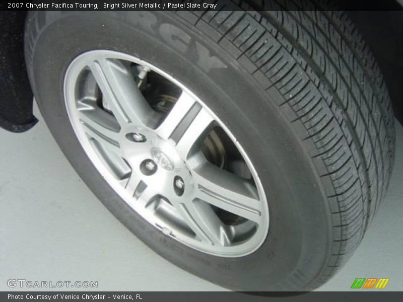 Bright Silver Metallic / Pastel Slate Gray 2007 Chrysler Pacifica Touring