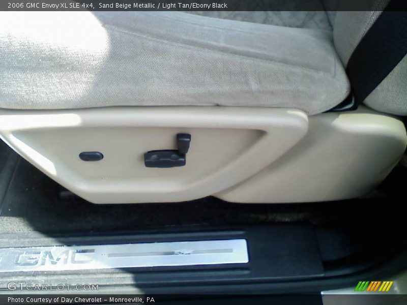 Sand Beige Metallic / Light Tan/Ebony Black 2006 GMC Envoy XL SLE 4x4