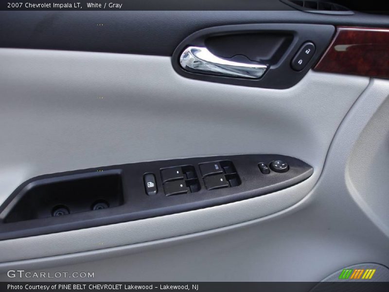 White / Gray 2007 Chevrolet Impala LT