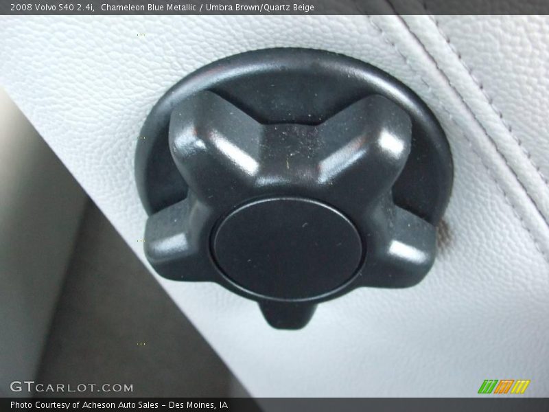 Chameleon Blue Metallic / Umbra Brown/Quartz Beige 2008 Volvo S40 2.4i