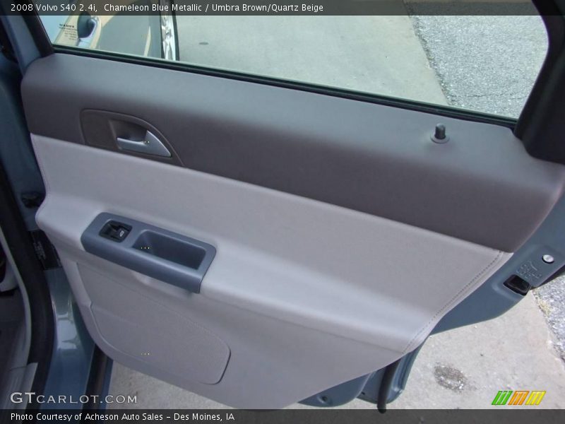 Chameleon Blue Metallic / Umbra Brown/Quartz Beige 2008 Volvo S40 2.4i