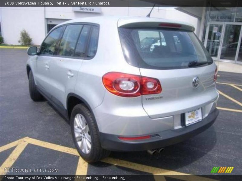 Reflex Silver Metallic / Charcoal 2009 Volkswagen Tiguan S