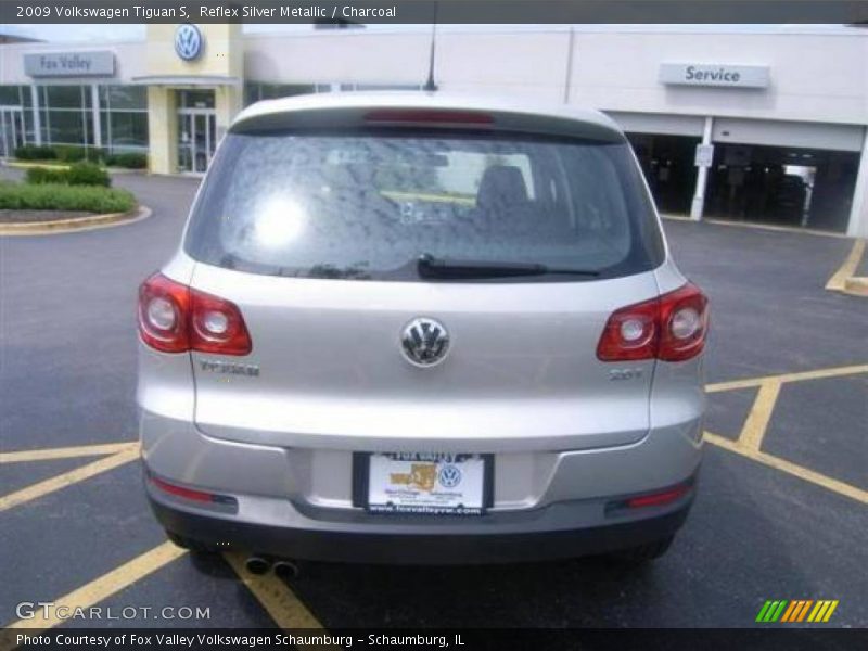Reflex Silver Metallic / Charcoal 2009 Volkswagen Tiguan S