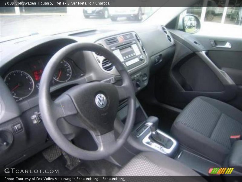 Reflex Silver Metallic / Charcoal 2009 Volkswagen Tiguan S