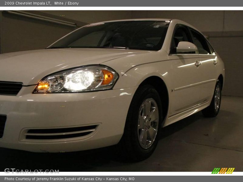 White / Ebony 2009 Chevrolet Impala LT