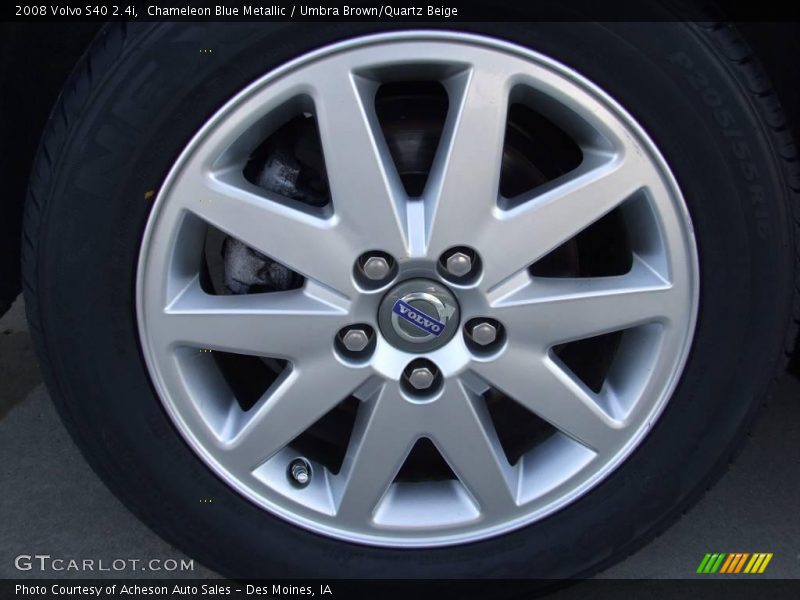 Chameleon Blue Metallic / Umbra Brown/Quartz Beige 2008 Volvo S40 2.4i