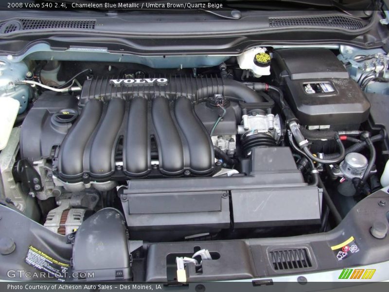 Chameleon Blue Metallic / Umbra Brown/Quartz Beige 2008 Volvo S40 2.4i