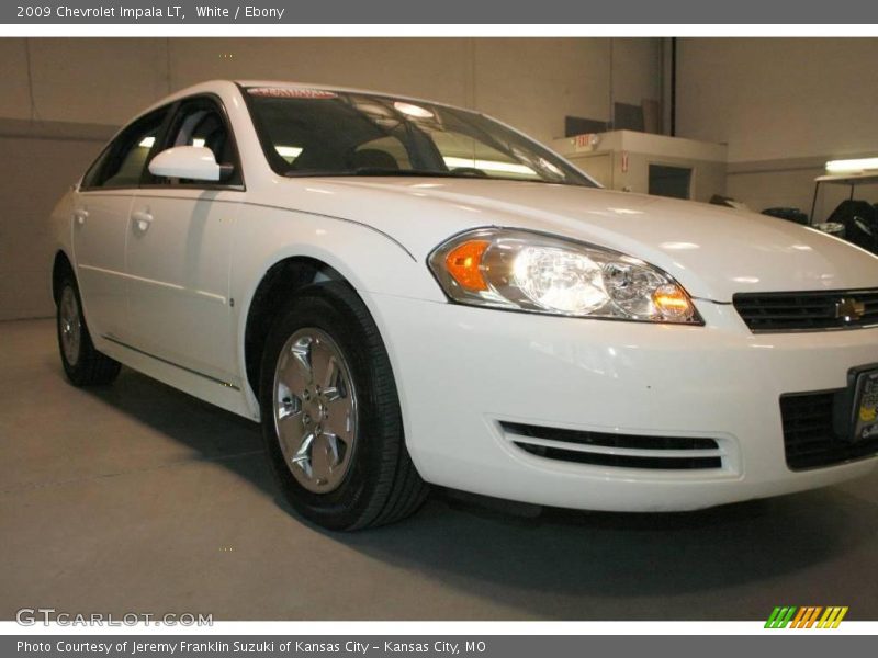 White / Ebony 2009 Chevrolet Impala LT