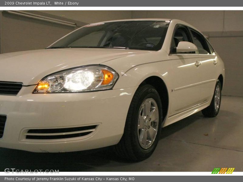 White / Ebony 2009 Chevrolet Impala LT