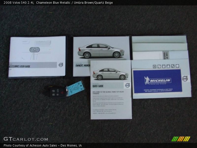 Chameleon Blue Metallic / Umbra Brown/Quartz Beige 2008 Volvo S40 2.4i