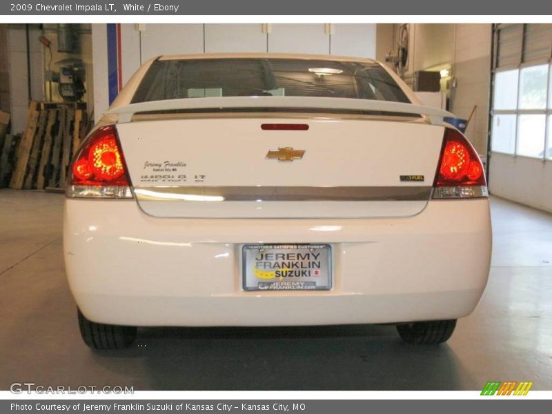 White / Ebony 2009 Chevrolet Impala LT