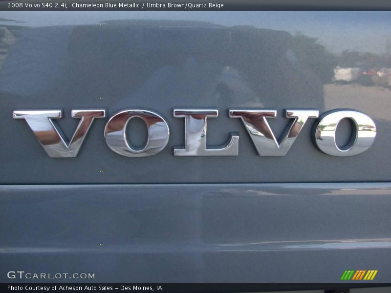 Chameleon Blue Metallic / Umbra Brown/Quartz Beige 2008 Volvo S40 2.4i