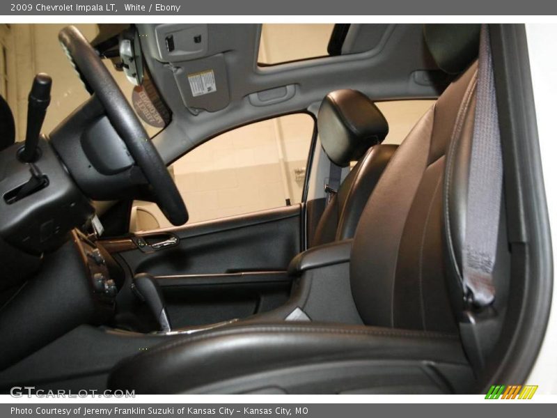 White / Ebony 2009 Chevrolet Impala LT