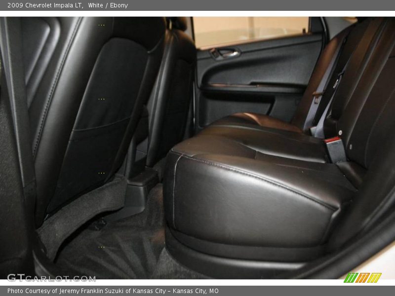 White / Ebony 2009 Chevrolet Impala LT