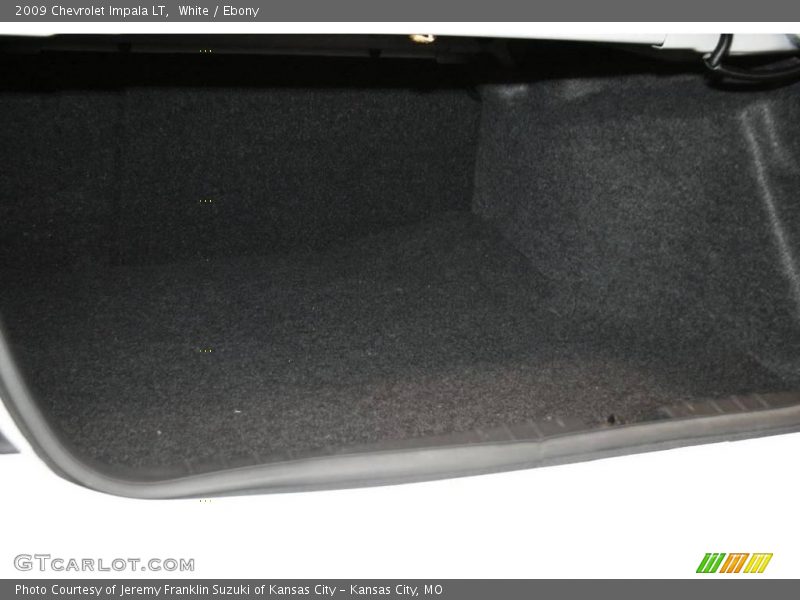 White / Ebony 2009 Chevrolet Impala LT
