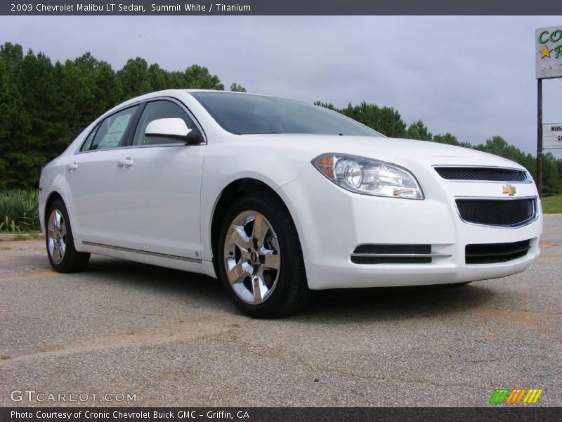 Summit White / Titanium 2009 Chevrolet Malibu LT Sedan
