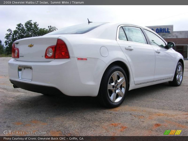 Summit White / Titanium 2009 Chevrolet Malibu LT Sedan