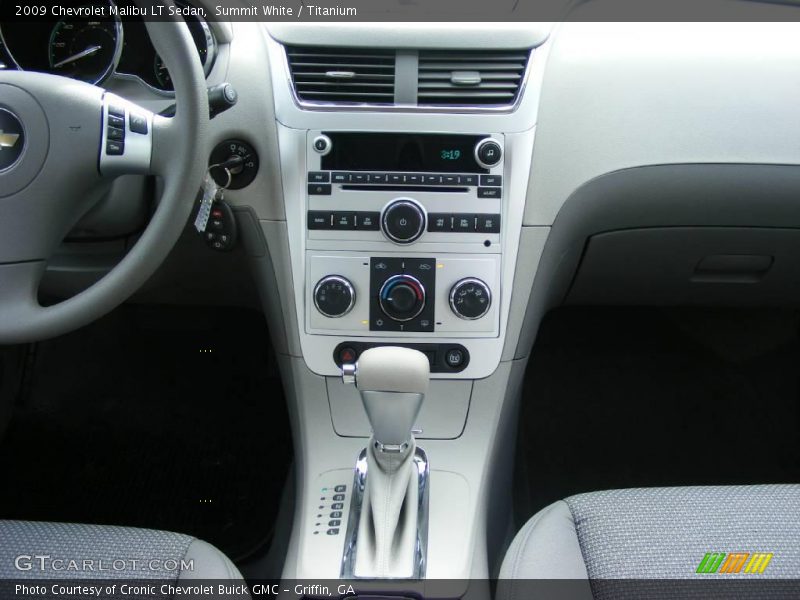 Summit White / Titanium 2009 Chevrolet Malibu LT Sedan
